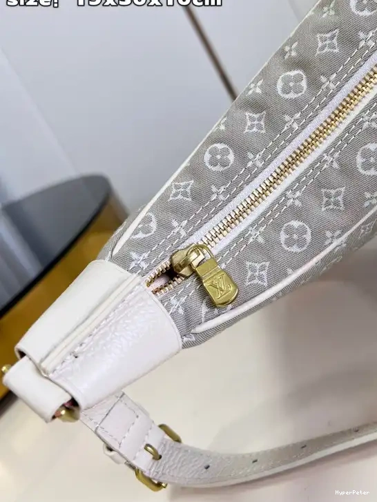 LOUIS VUITTON BOULOGNE 0522
